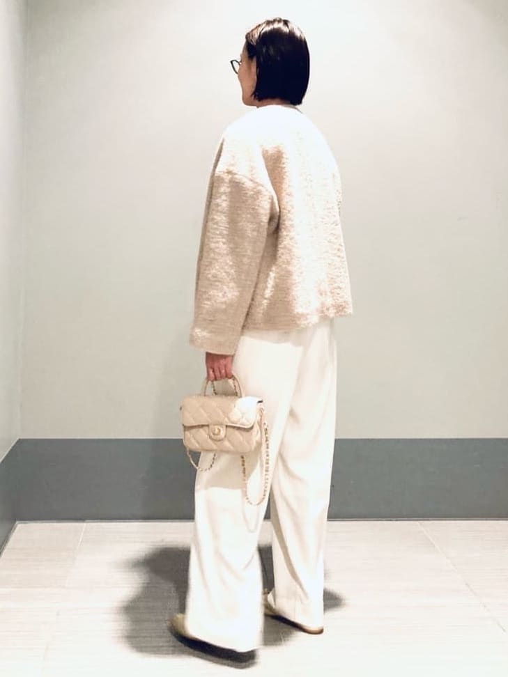 Furuさんの「DRESSTERIOR｜◆ループヤーンショートジャケット」を使ったコーディネート