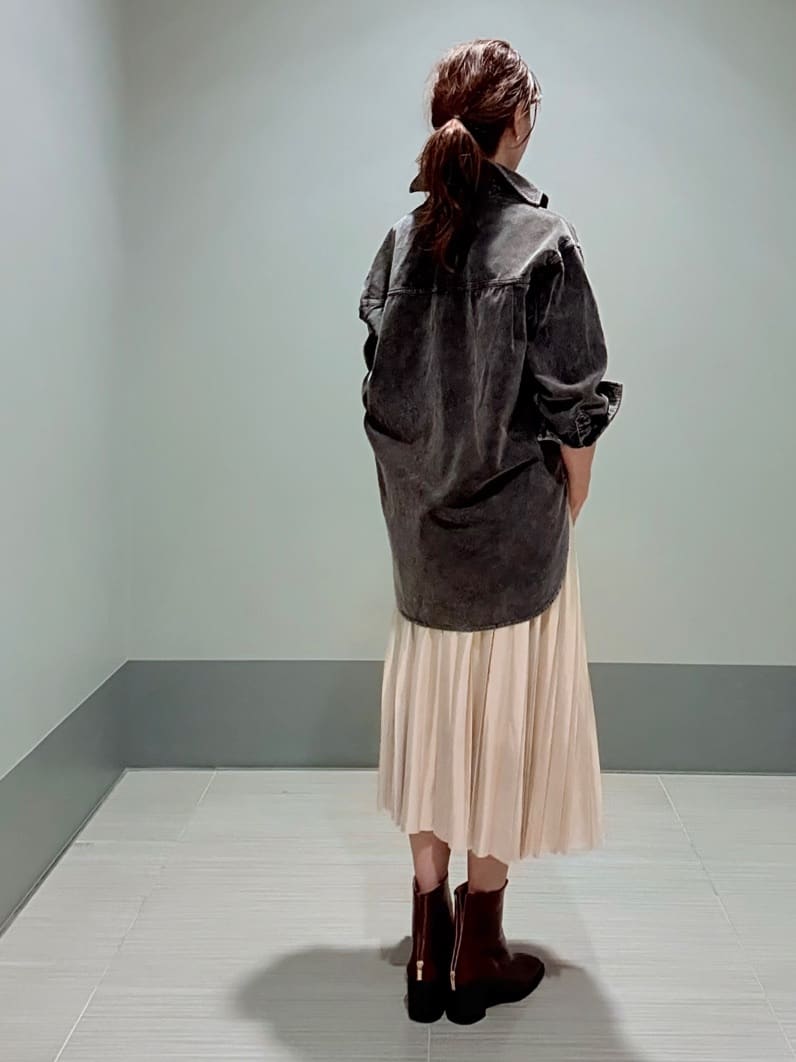 Yamaさんの「DRESSTERIOR｜【洗える/抜け感】コーデュロイガーメントダイシャツ」を使ったコーディネート