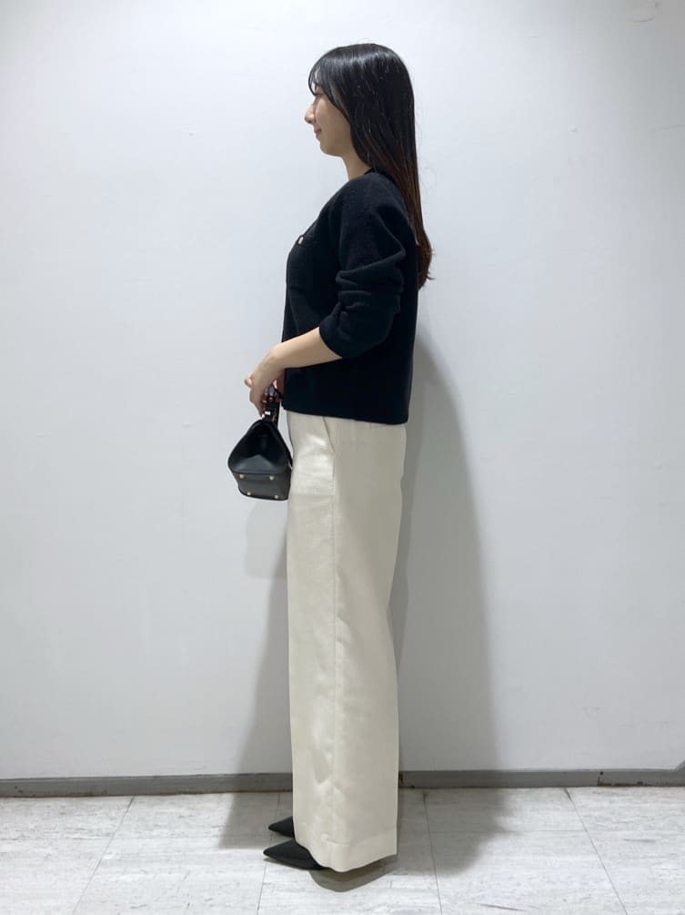 meiさんの「INDIVI｜【ミニブークレ素材】ジャケットライクカーディガン」を使ったコーディネート