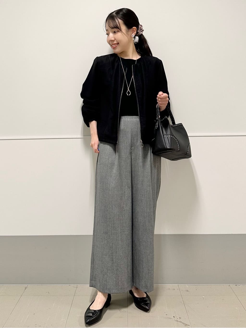 Momoさんの「Reflect｜【ライトアウター／ゆったり羽織れる／気軽な羽織りに◎】ライトブルゾン」を使ったコーディネート