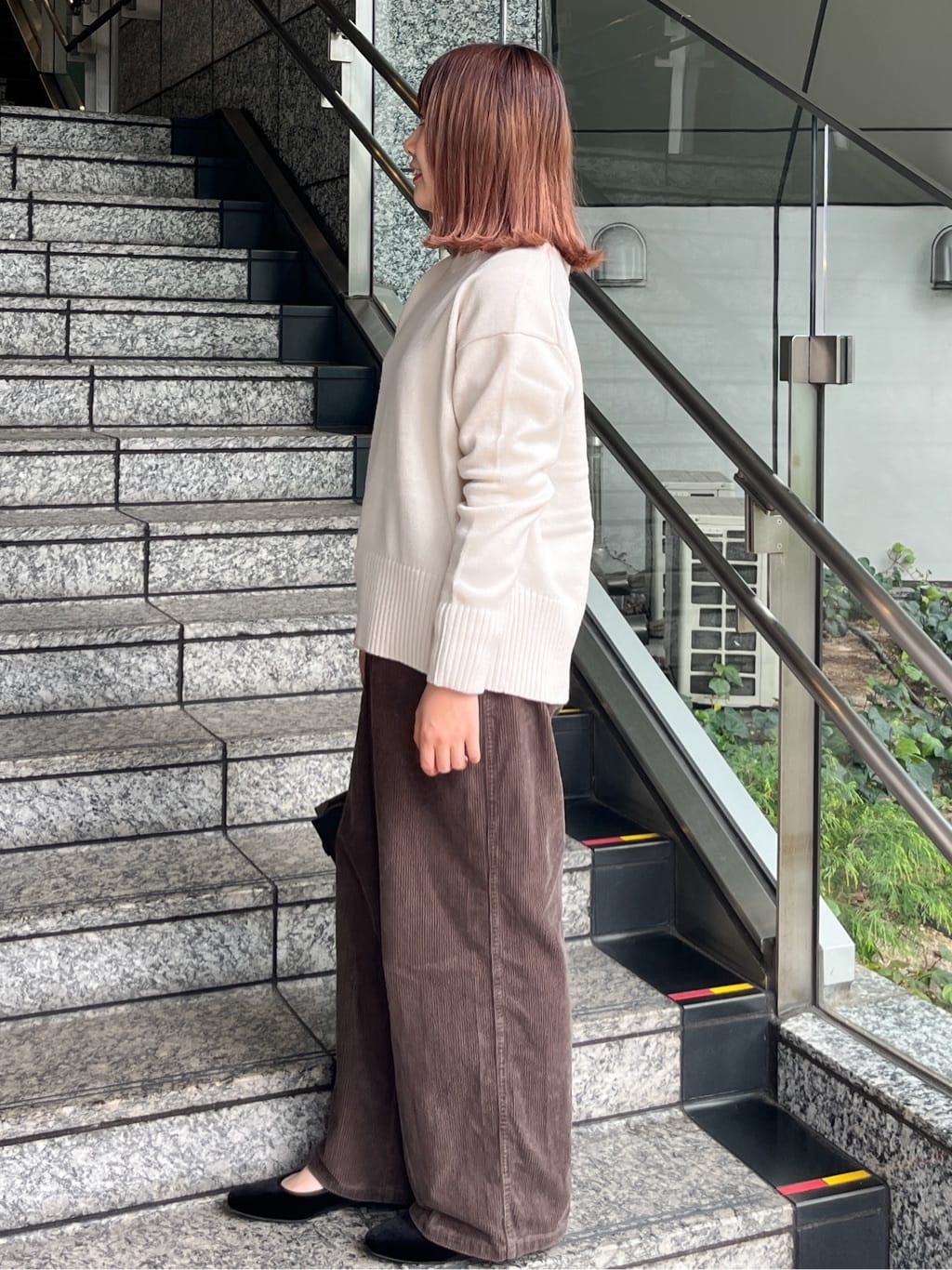 HANNAさんの「OPAQUE.CLIP｜コーデュロイワイドパンツ【洗濯機OK】」を使ったコーディネート