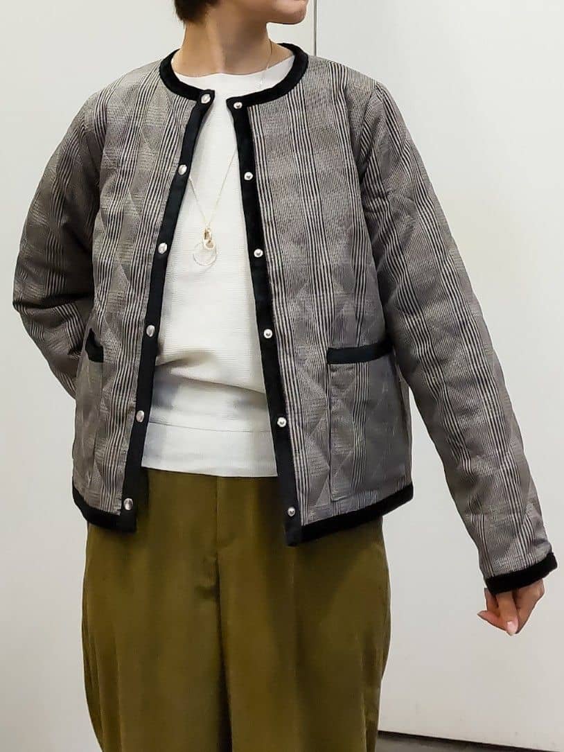 やまちゃんさんの「grove｜【2WAY・リバーシブル】一枚でチェック柄も無地も！キルトジャケット」を使ったコーディネート