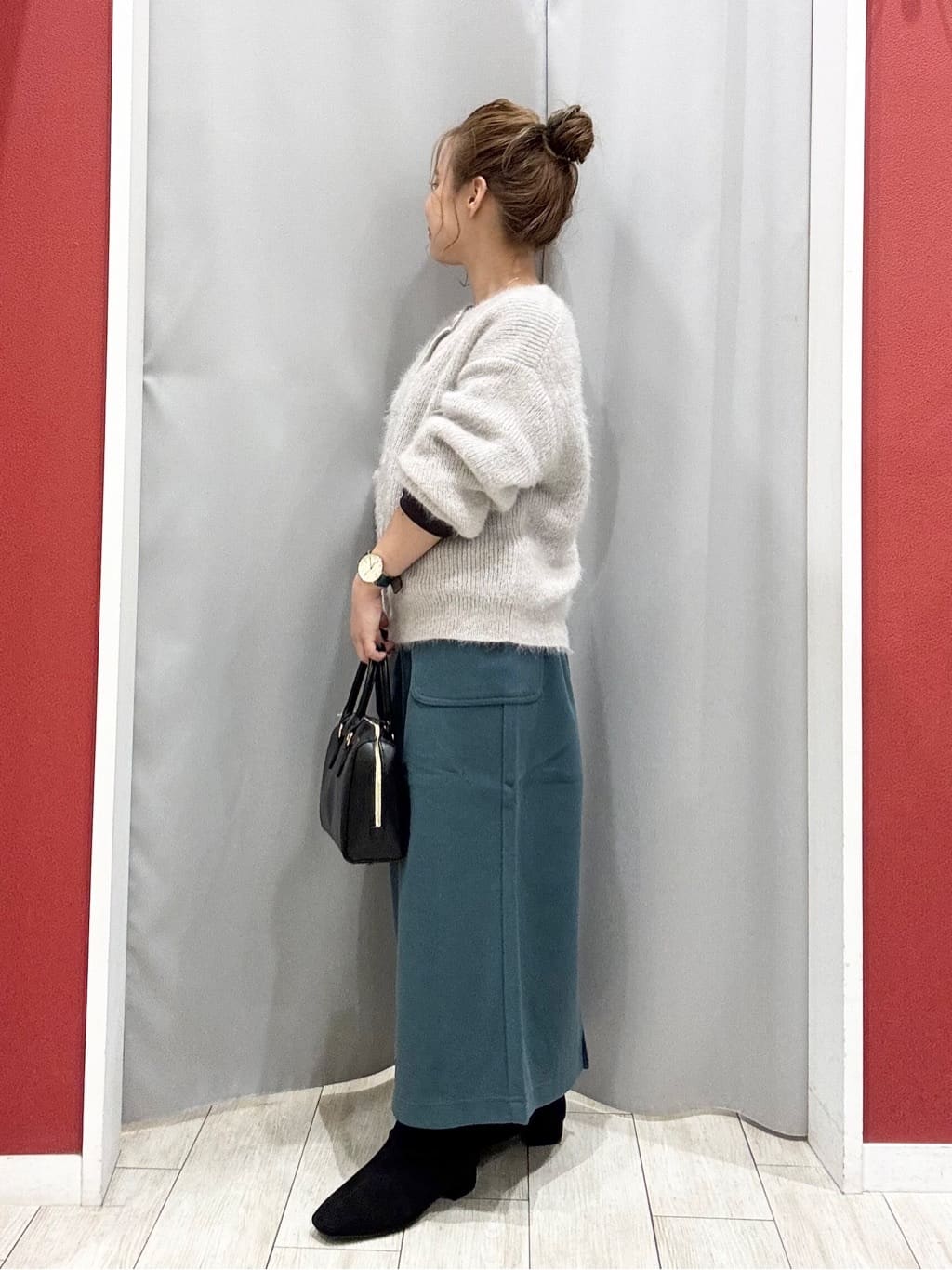 shioさんの「SHOO･LA･RUE｜【高レビュー/洗濯後しわになりにくい】1枚でサマ見え 8分袖ドルマンブラウス」を使ったコーディネート