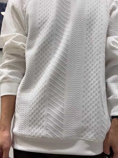 はさんの「THE SHOP TK｜【無地に飽きた方へ】ふくれジャカードスウェット　洗濯機OK/6色展開/ユニセックスでおすすめ！」を使ったコーディネート