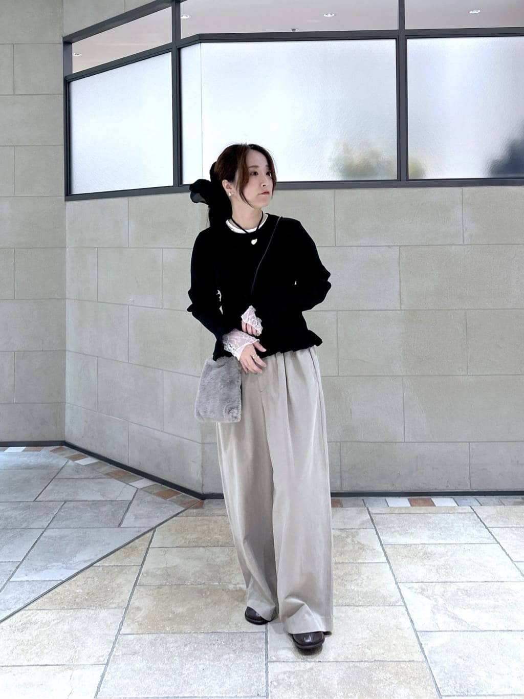 よねさんの「INDIVI｜レースストレッチカットソー」を使ったコーディネート