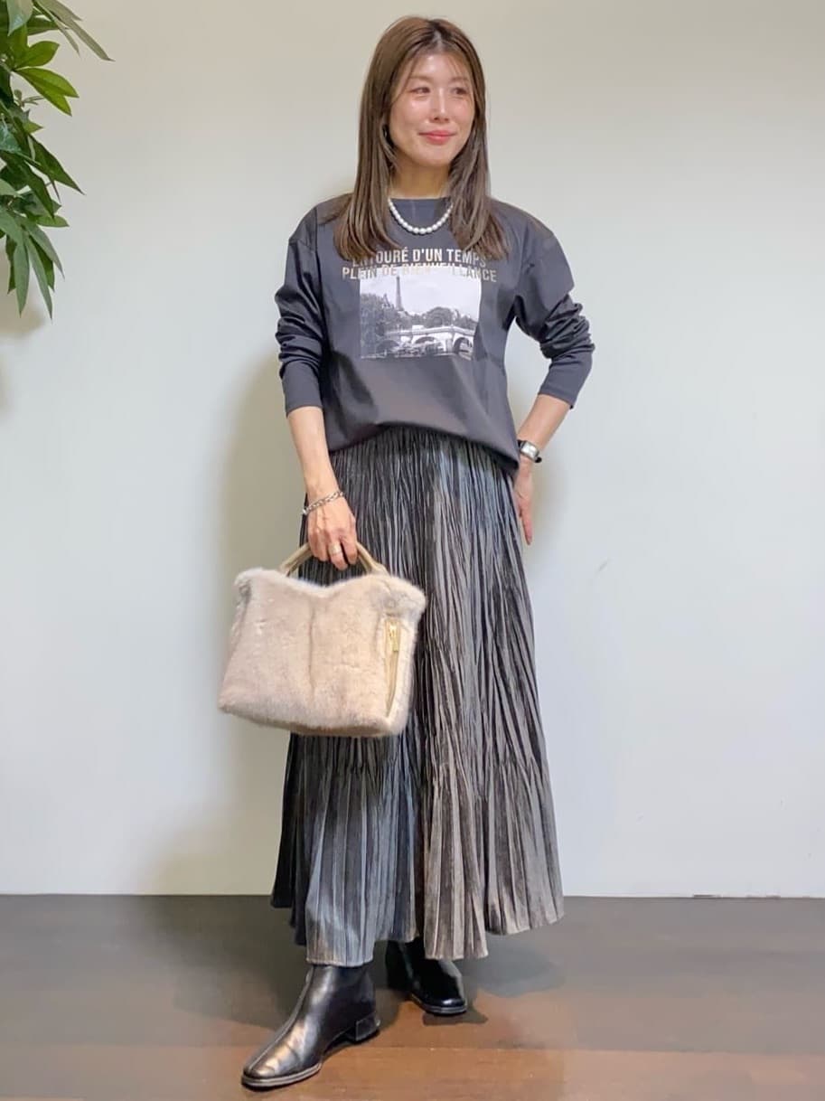 tomoさんの「UNTITLED｜【ゆったりサイズ／着丈短め】ジップニットカーディガン」を使ったコーディネート