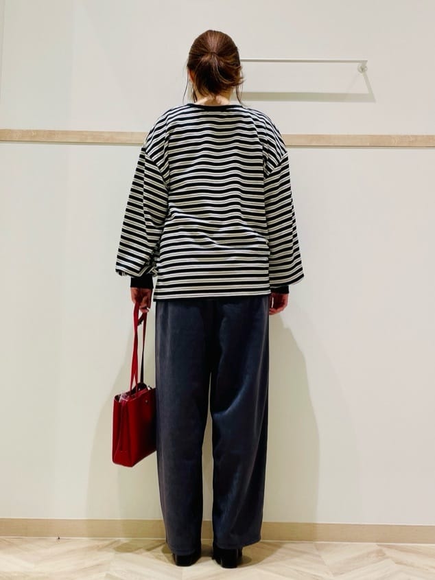 c_h_i_k_aさんの「SHOO･LA･RUE｜【S-LL/洗濯機可】マルチボーダー ミニ裏毛トップス」を使ったコーディネート