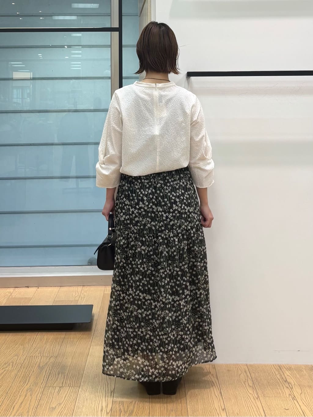 asamiさんの「INDIVI｜【UVケア／吸汗速乾】スリーブデザインブラウス」を使ったコーディネート