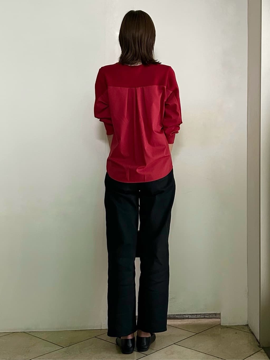 kanaeさんの「INDIVI｜【洗える／選べる8色】トーンアップニット」を使ったコーディネート