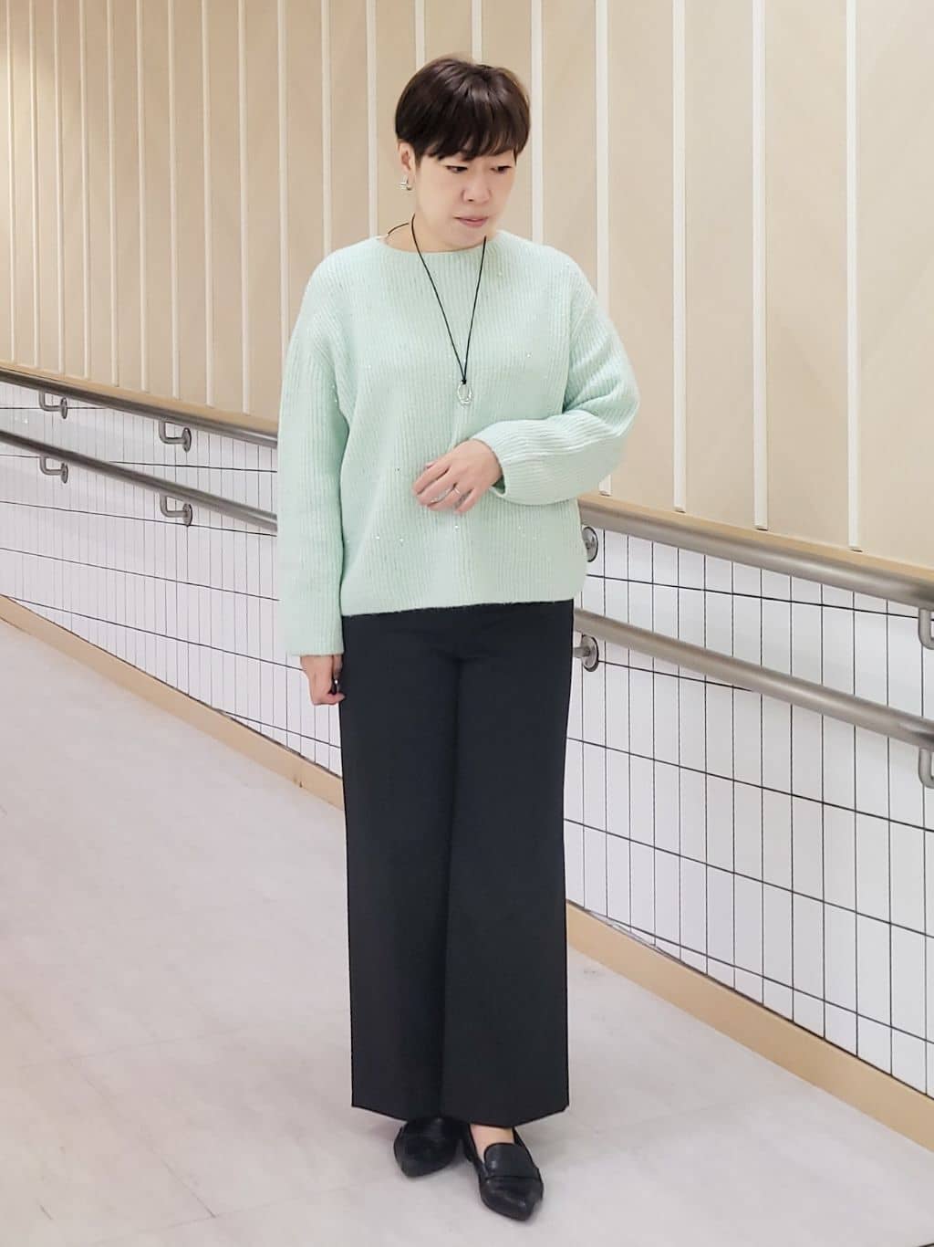 tomoさんの「COUP DE CHANCE｜【手洗い可】ストレートワイドパンツ」を使ったコーディネート