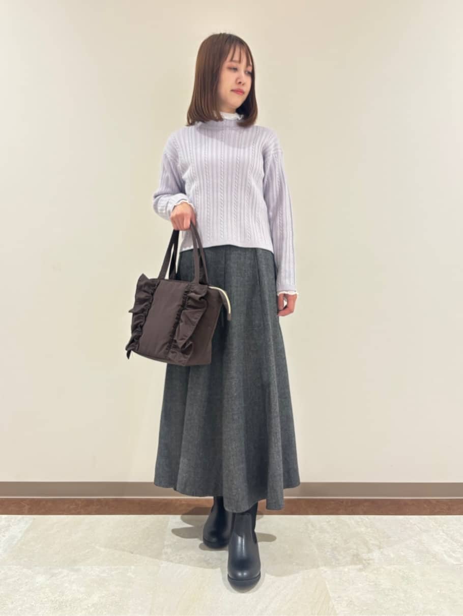 miさんの「grove｜【毛玉軽減／洗える】クロップドミニケーブルニット」を使ったコーディネート