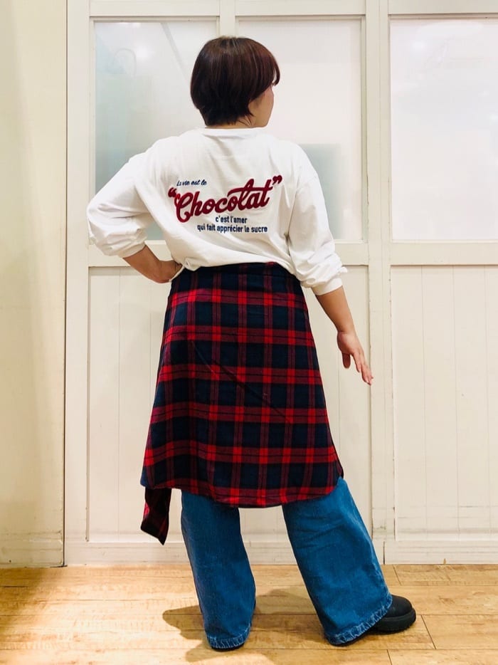 YYYさんの「SHOO･LA･RUE｜グラフィックアソート BIGロンT」を使ったコーディネート
