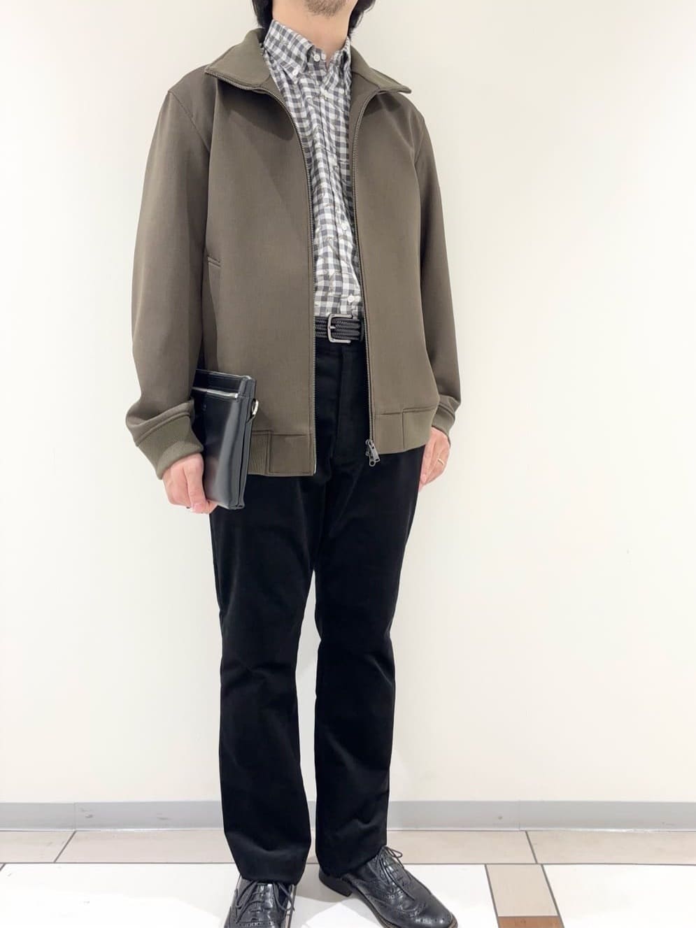 及川さんの「TAKEO KIKUCHI｜【JUST ONE LAYER】ダウンファブリック ジップアップ リブ ブルゾン」を使ったコーディネート