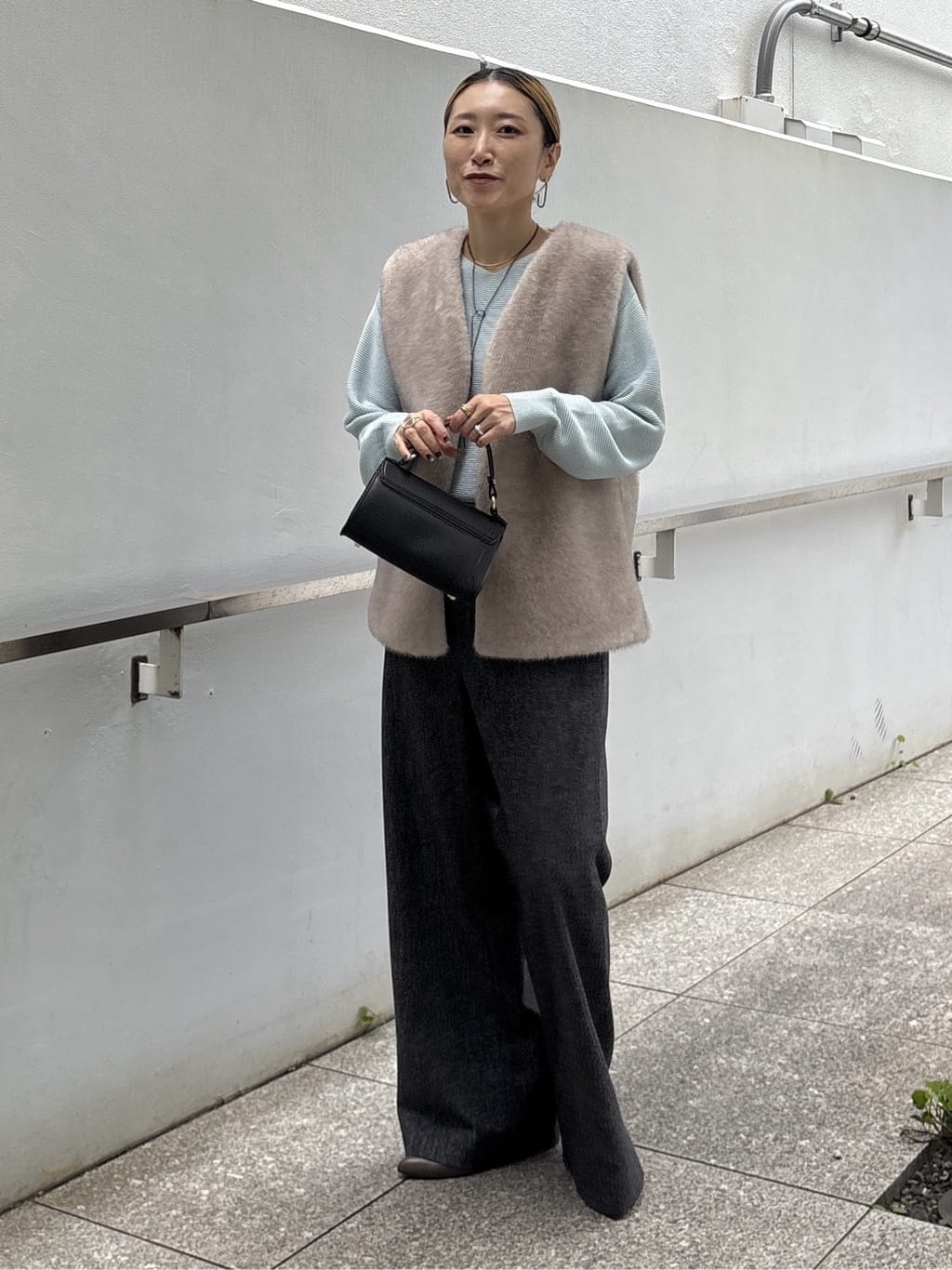 kotakiさんの「INDIVI｜ミンク調フェイクファージレ」を使ったコーディネート