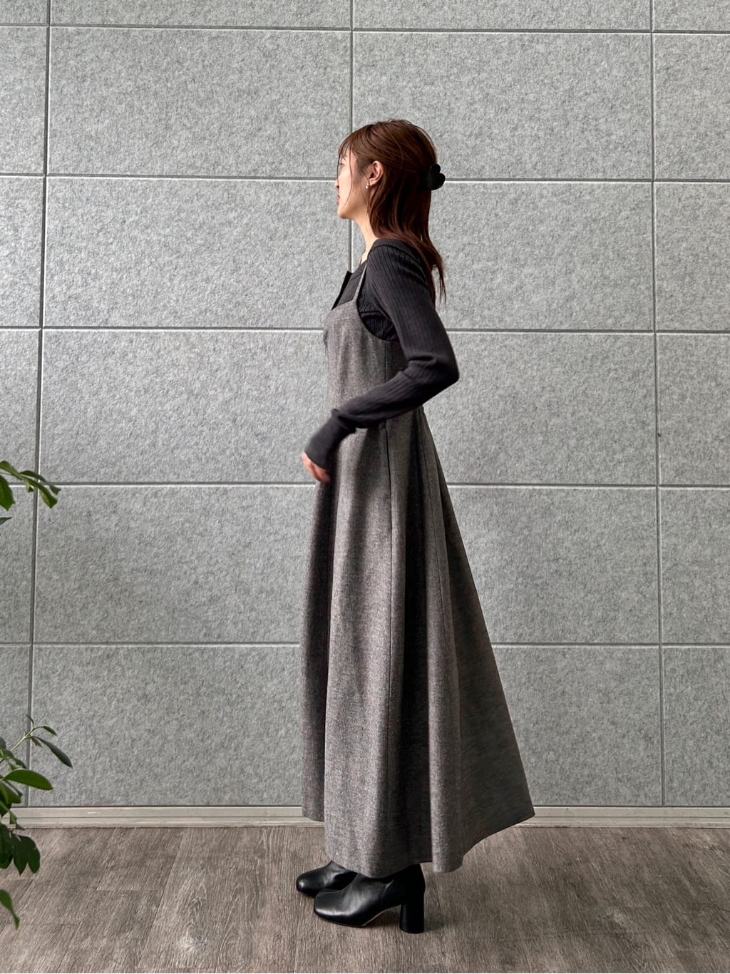 harunaさんの「CODE A｜tweed zip cami dress」を使ったコーディネート
