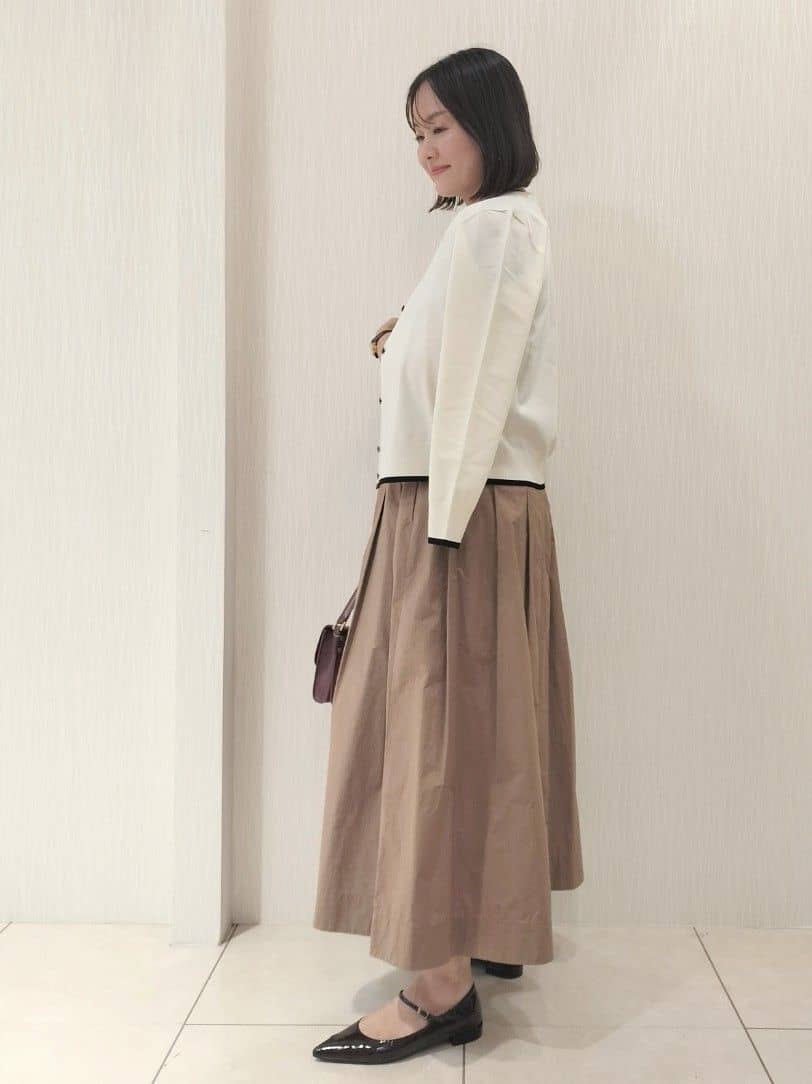 naokoさんの「UNTITLED｜【アンサンブル可/薄手】ベーシッククルーネックカーディガン」を使ったコーディネート