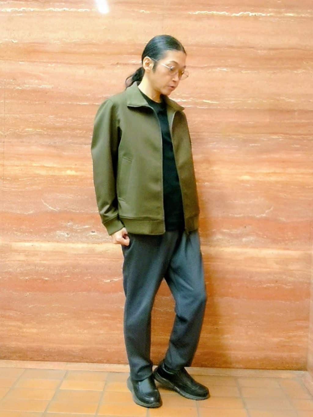 かしげるさんの「TAKEO KIKUCHI｜【JUST ONE LAYER】ダウンファブリック ジップアップ リブ ブルゾン」を使ったコーディネート