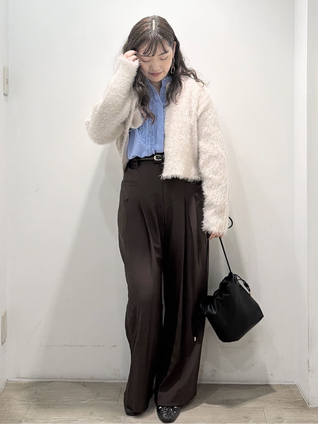 sumicaさんの「OPAQUE.CLIP｜タックデザインワイドパンツ【洗濯機OK】」を使ったコーディネート