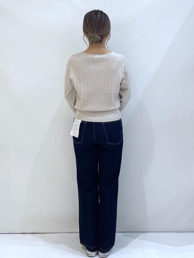 manaさんの「OPAQUE.CLIP｜【植草美幸先生が指南する好印象スタイル】《丈が選べる》ストレートデニムパンツ【洗濯機洗い可】」を使ったコーディネート