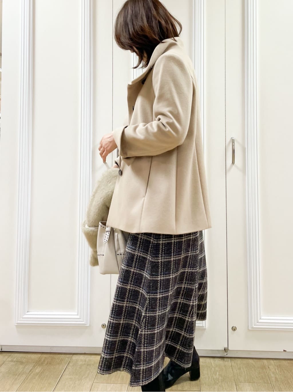 めいさんの「Reflect｜【SS-4Lサイズ／衿が顔に当たらない◎】スタンドネックミドルコート」を使ったコーディネート