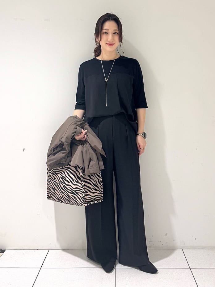 そんさんの「INDIVI｜【セットアップ可能】ビスチェレイヤード風トップス」を使ったコーディネート