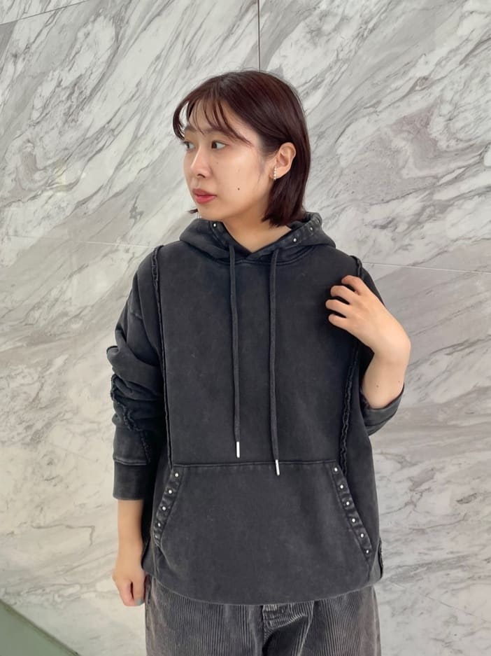 abeさんの「tk.TAKEO KIKUCHI｜ヴインテージライクコーデユロイパンツ」を使ったコーディネート