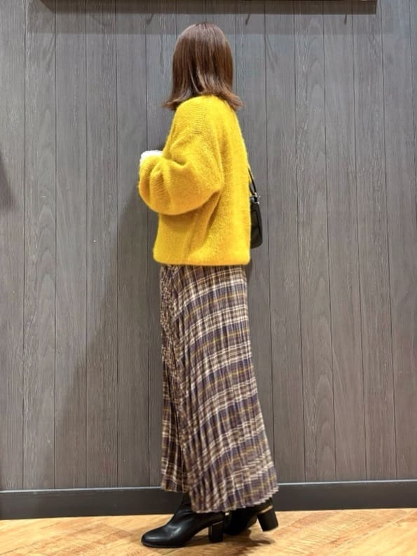 meiさんの「SHOO･LA･RUE｜【S-LL】上品なレースハイネックトップス」を使ったコーディネート