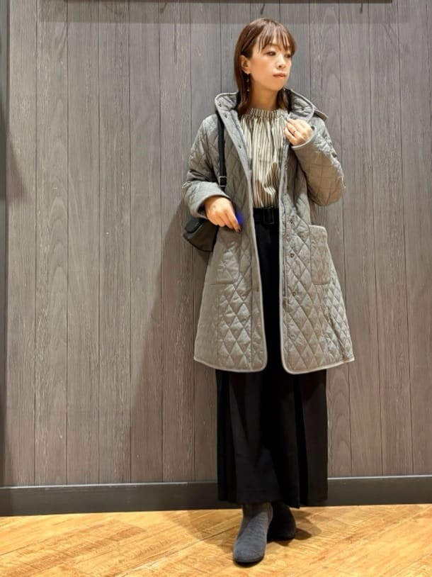 meiさんの「SHOO･LA･RUE｜【S-LL】キャンディースリーブが女性らしい マルチストライプブラウス」を使ったコーディネート