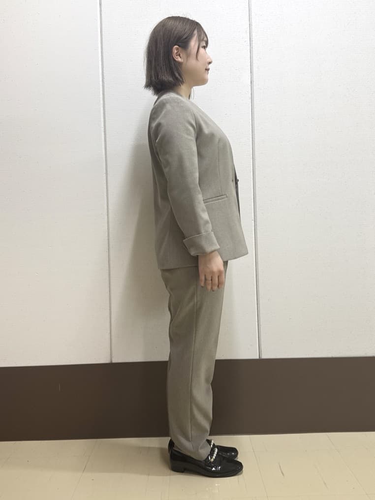 Rikoさんの「INDIVI｜【洗える／通勤／スーツ】メランジストレッチ ノーカラージャケット」を使ったコーディネート