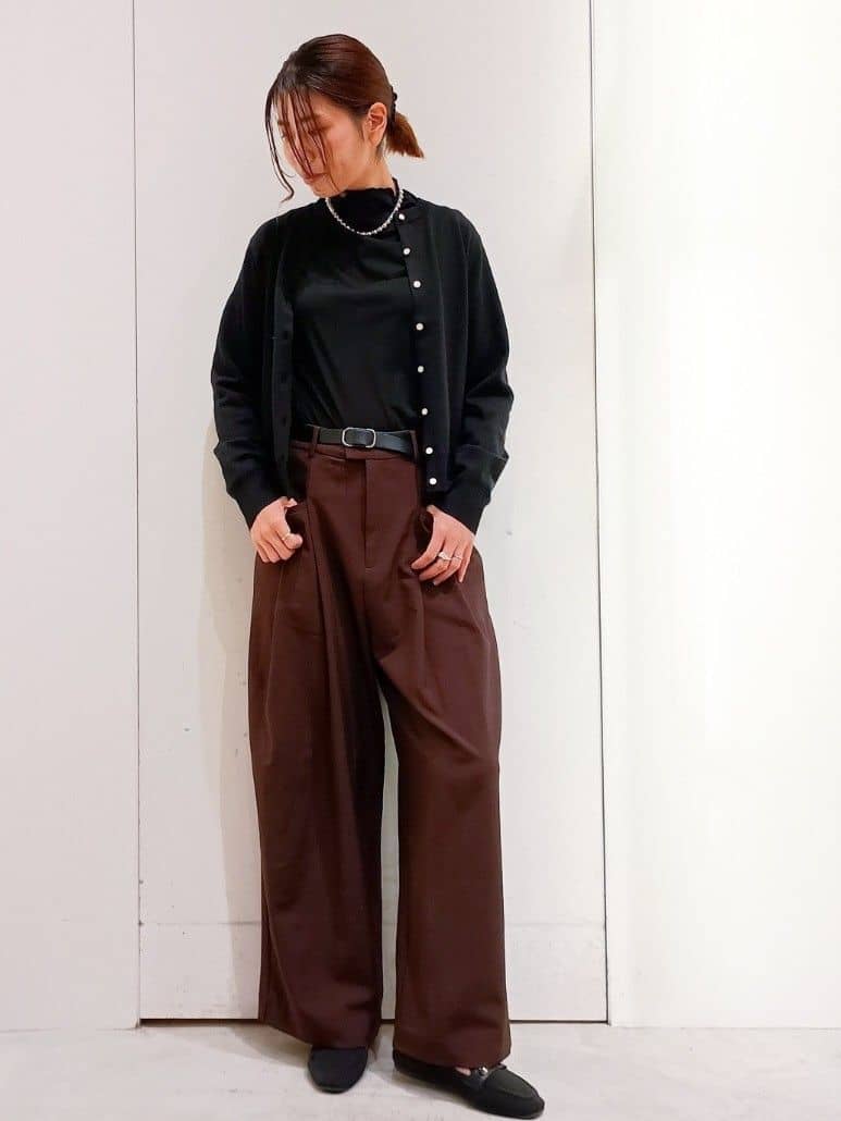 shinkoさんの「OPAQUE.CLIP｜タックデザインワイドパンツ【洗濯機OK】」を使ったコーディネート