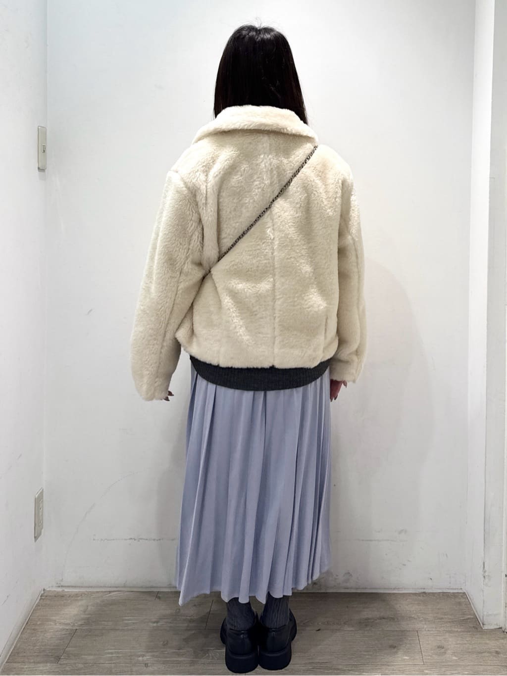 yuicciさんの「OPAQUE.CLIP｜ステンカラーボアブルゾン【洗える】」を使ったコーディネート
