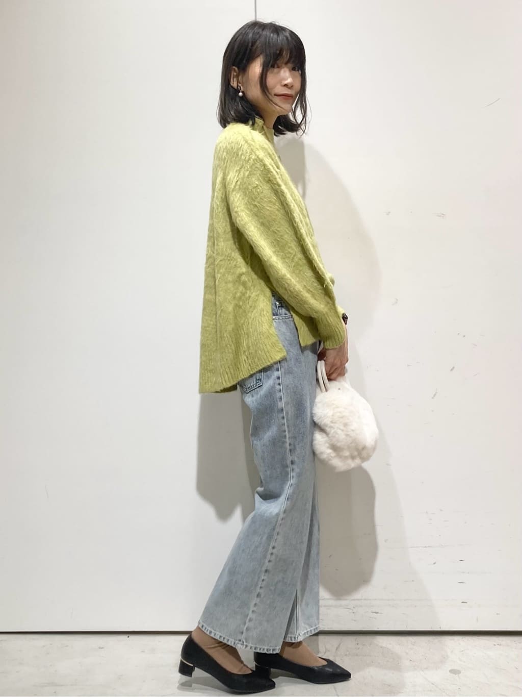 Jさんの「OPAQUE.CLIP｜《丈が選べる》デニムバギーパンツ【洗濯機洗い可】」を使ったコーディネート