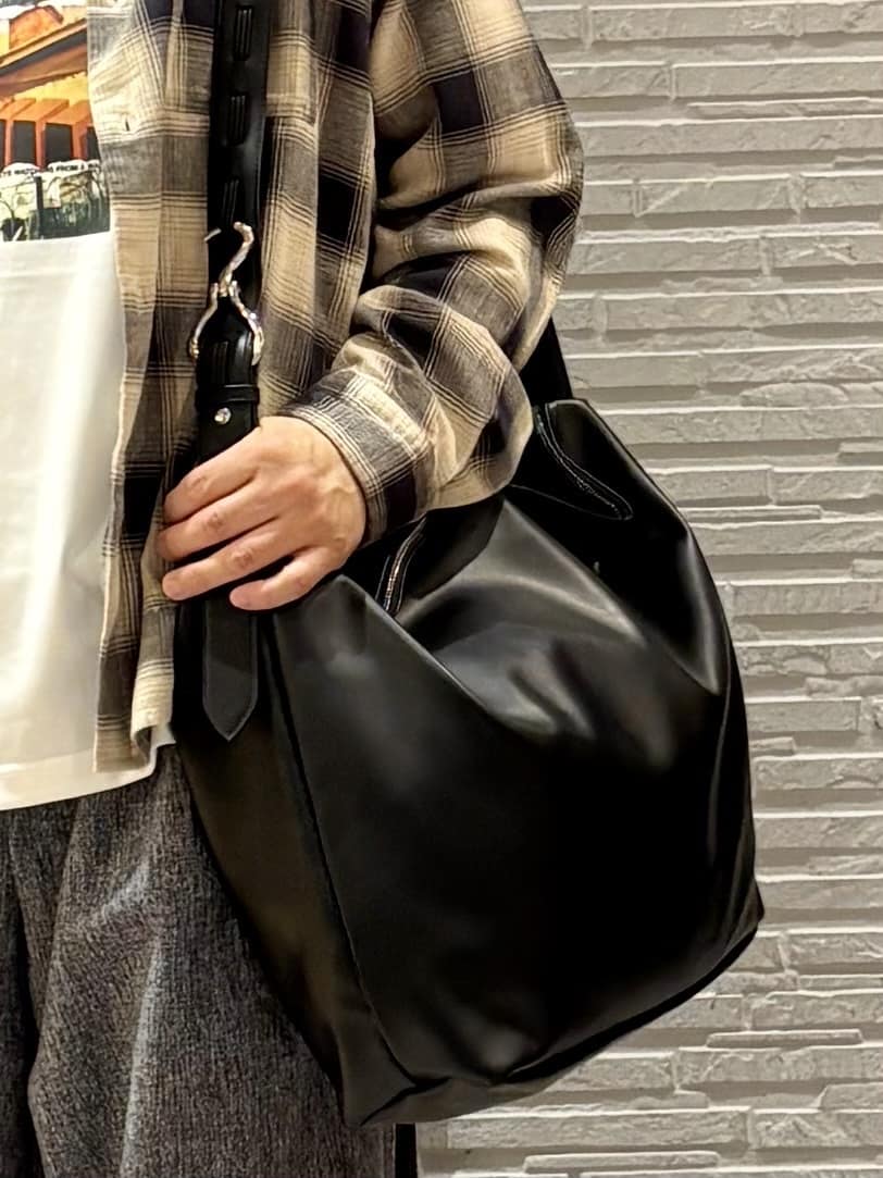 Pーyamaさんの「THE SHOP TK｜オンブレーチェックバンドカラーシャツ 【洗濯機OK】」を使ったコーディネート
