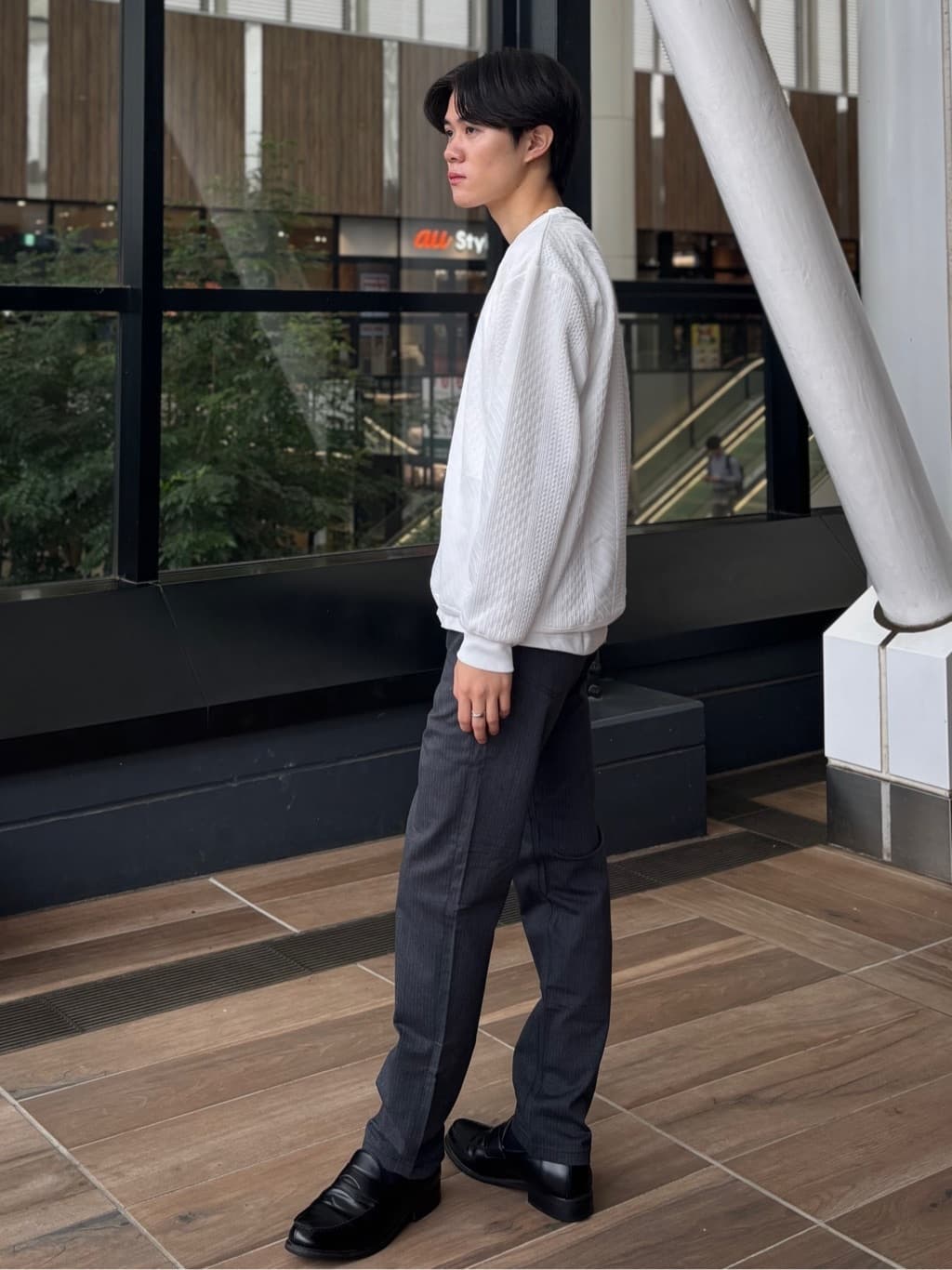 うらしーさんの「THE SHOP TK｜【無地に飽きた方へ】ふくれジャカードスウェット　洗濯機OK/6色展開/ユニセックスでおすすめ！」を使ったコーディネート