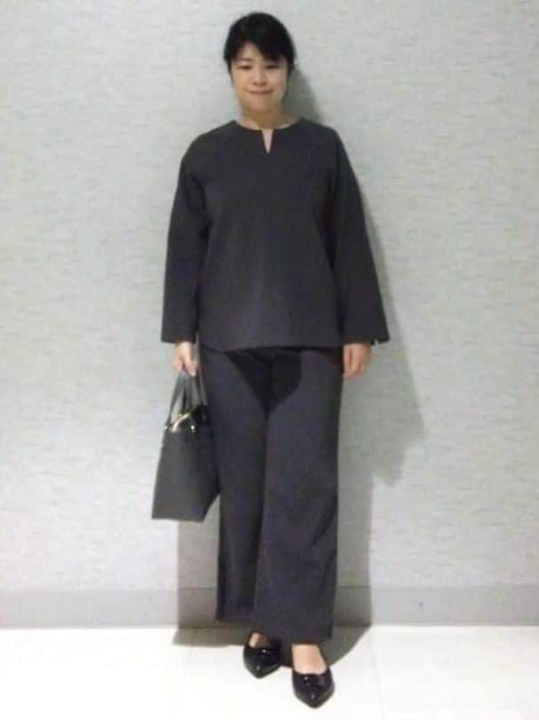 sakoさんの「Reflect｜【ウエスト総ゴム／セットアップ可】フルレングスストレートパンツ」を使ったコーディネート