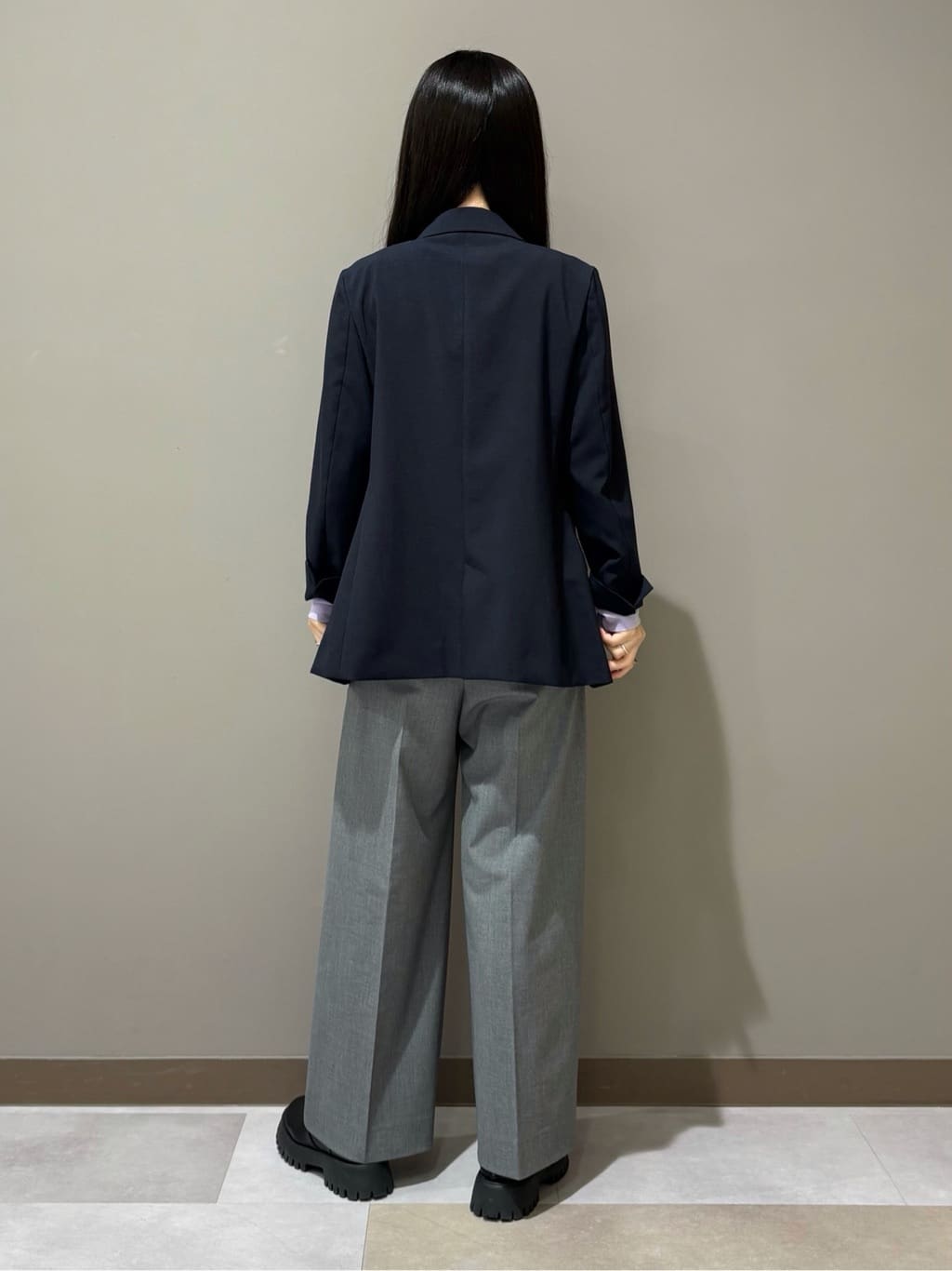 KEIKOさんの「INDIVI｜ストレッチシアーロングTシャツ」を使ったコーディネート