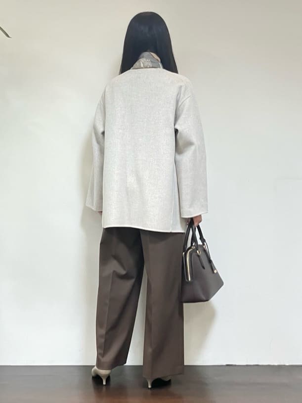 カレンさんの「UNTITLED｜【ミディ丈/軽やか】セミラグランリバー コート」を使ったコーディネート