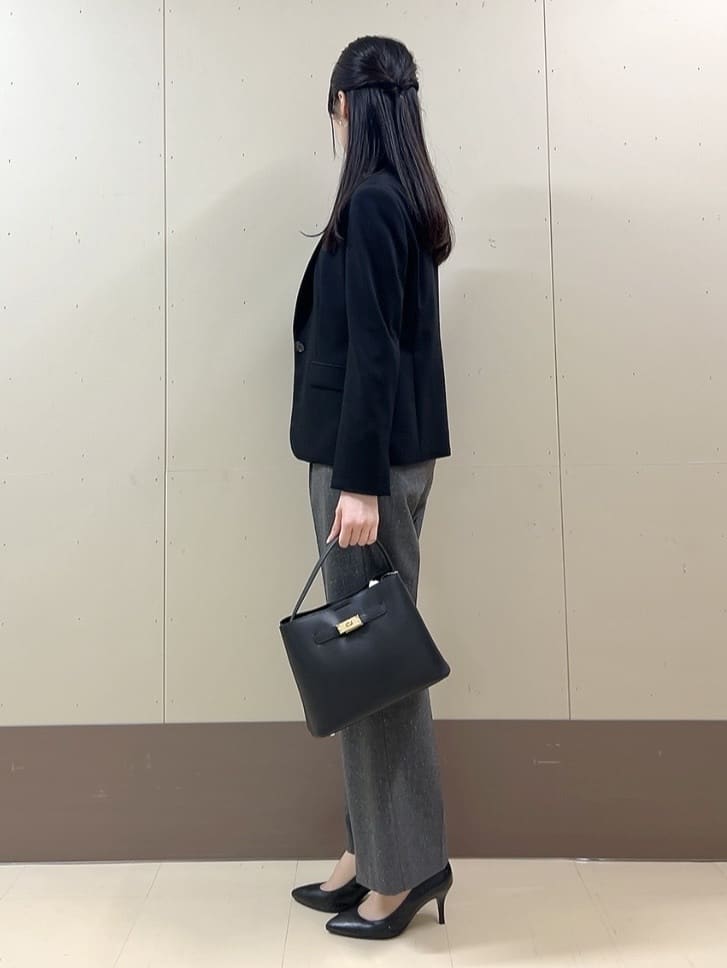 sechiさんの「UNTITLED｜【洗えるスーツ／ストレッチ】ウール混ジャージ テーラードジャケット」を使ったコーディネート