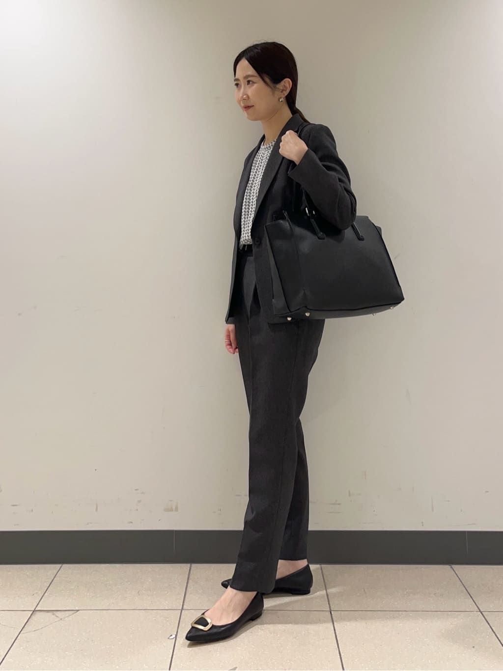 shokoさんの「INDIVI｜【洗える／通勤／スーツ】メランジストレッチ テーラージャケット」を使ったコーディネート