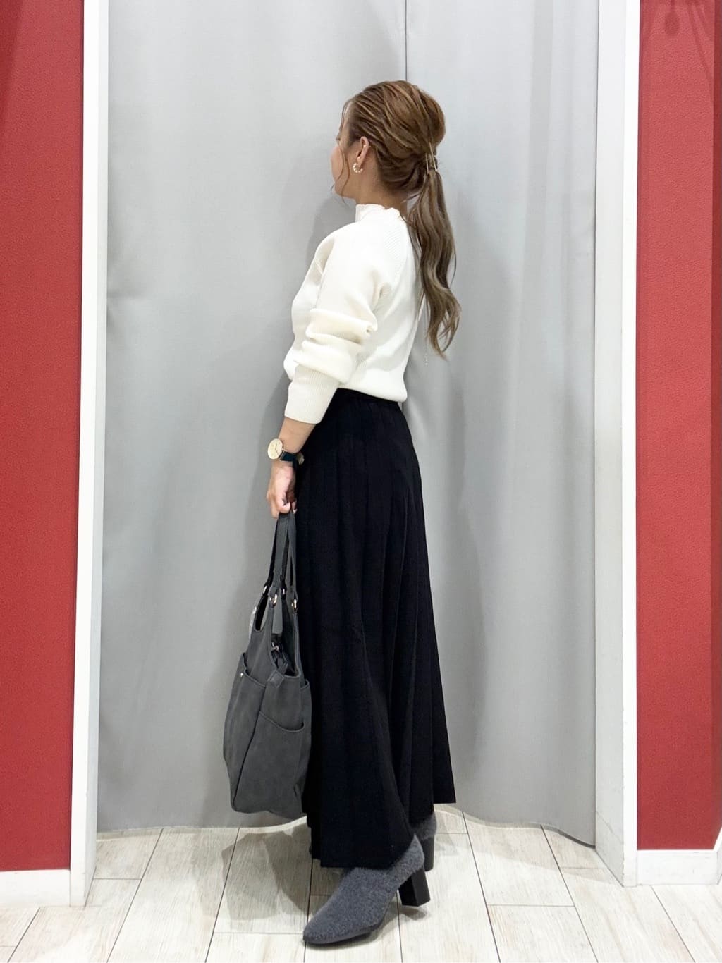shioさんの「SHOO･LA･RUE｜【S-LL】上品さを纏う やわらかフェイクスエード ミドル丈ブルゾン」を使ったコーディネート