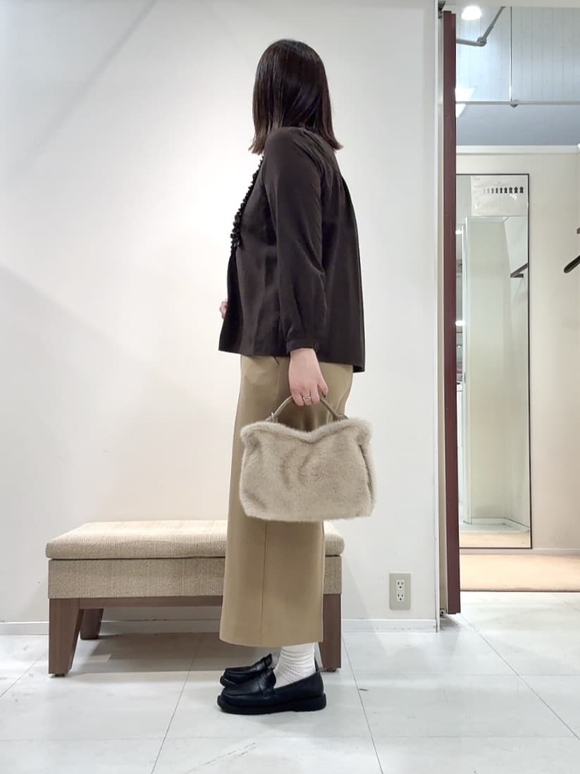YUIさんの「UNTITLED｜【洗える/ボタンなし】ミラノリブカーディガン」を使ったコーディネート