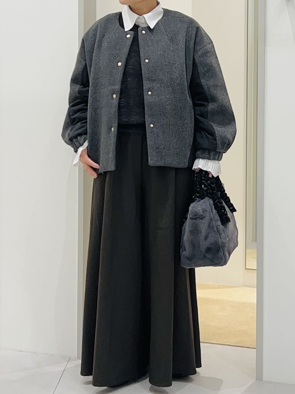 タナさんの「THE SHOP TK｜前後で印象が変わる ドッキングノーカラージャケット」を使ったコーディネート