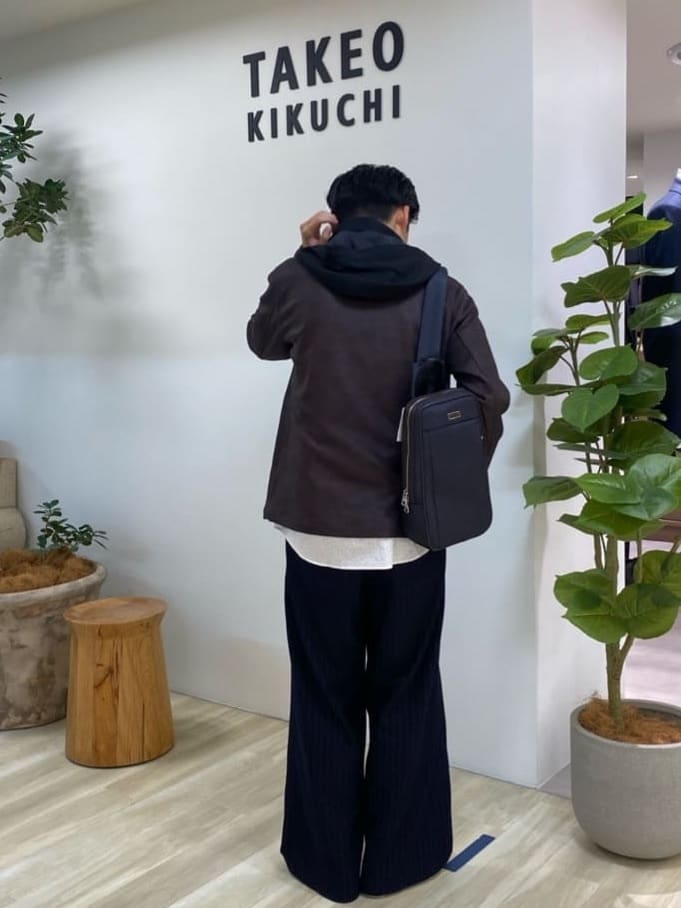 石井友也さんの「TAKEO KIKUCHI｜【Made in JAPAN】播州織 ドビー千鳥シャツ」を使ったコーディネート