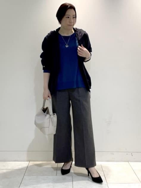 フミさんの「Reflect｜【ライトアウター／キレイ見え／気軽な羽織に◎】スポーティライトアウター」を使ったコーディネート
