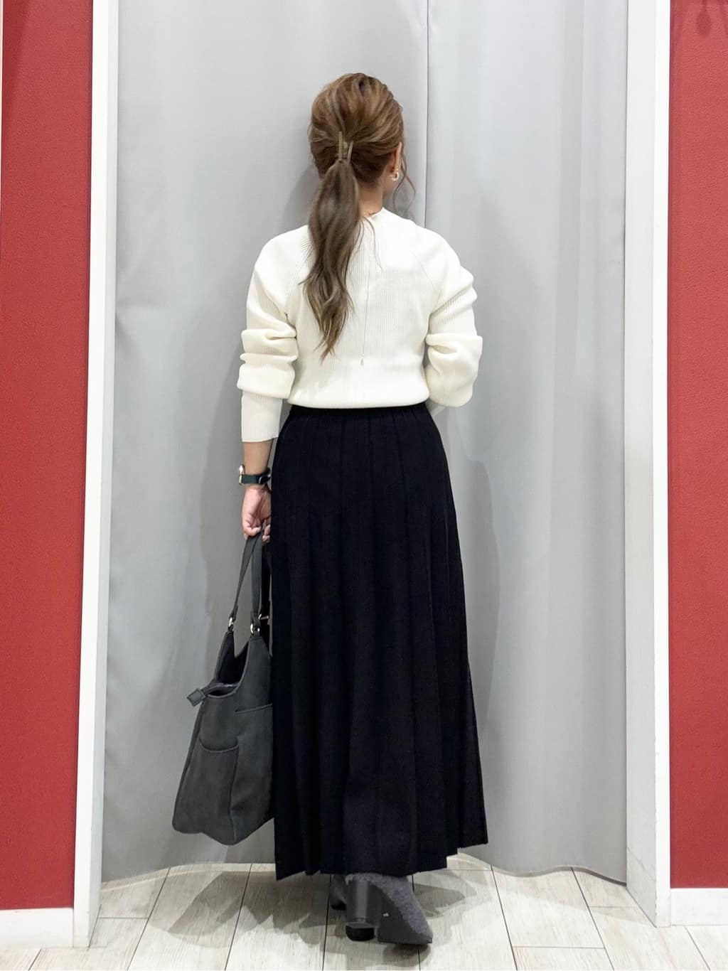 shioさんの「SHOO･LA･RUE｜【S-LL】上品さを纏う やわらかフェイクスエード ミドル丈ブルゾン」を使ったコーディネート