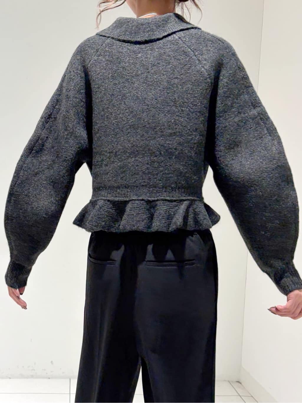 shioriさんの「INDIVI｜Comfy SET UP｜イージーストレートワイドパンツ【セットアップ対応／通勤/カセット服】」を使ったコーディネート