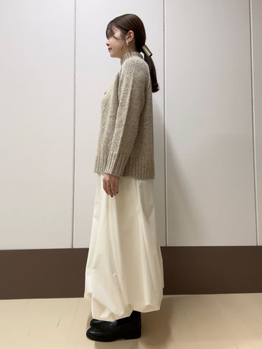 Atsumiさんの「UNTITLED｜【ストレッチ素材/撥水加工】バルーンスカート」を使ったコーディネート