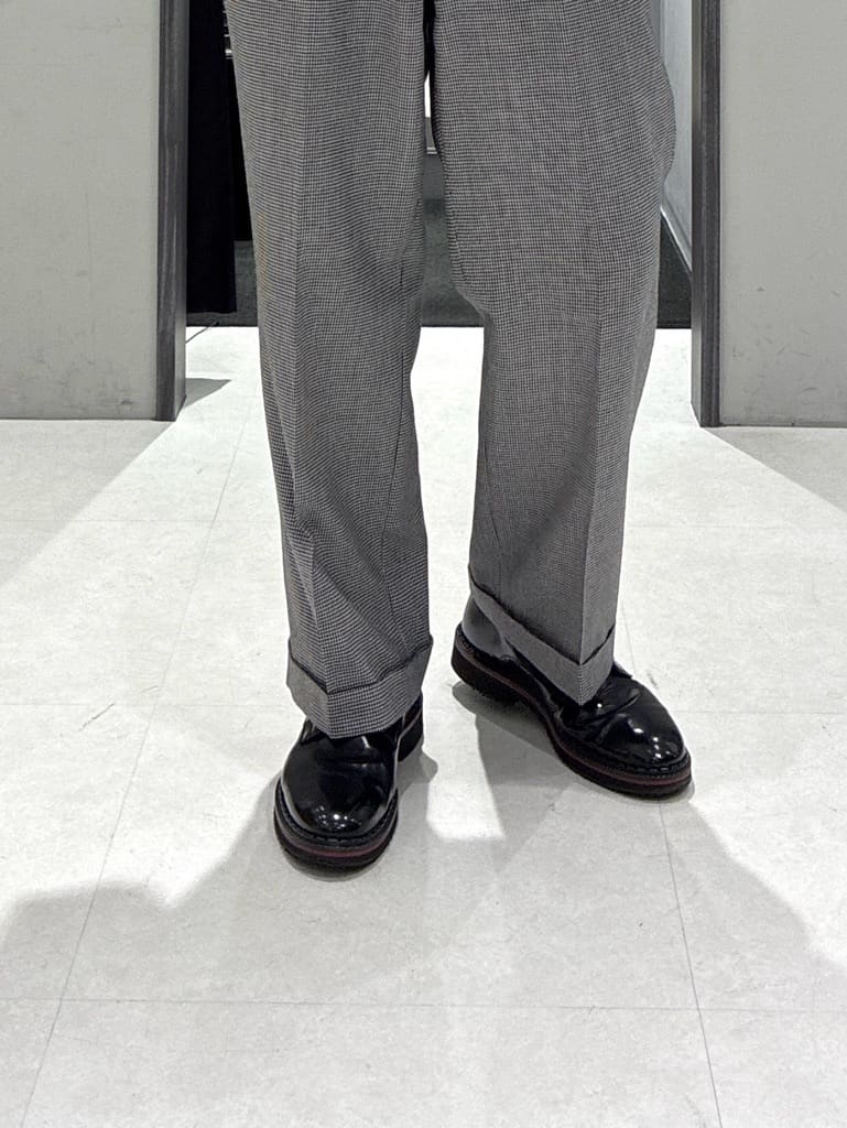 わいずみさんの「TAKEO KIKUCHI｜【Made in JAPAN】播州織 ドビー千鳥シャツ」を使ったコーディネート