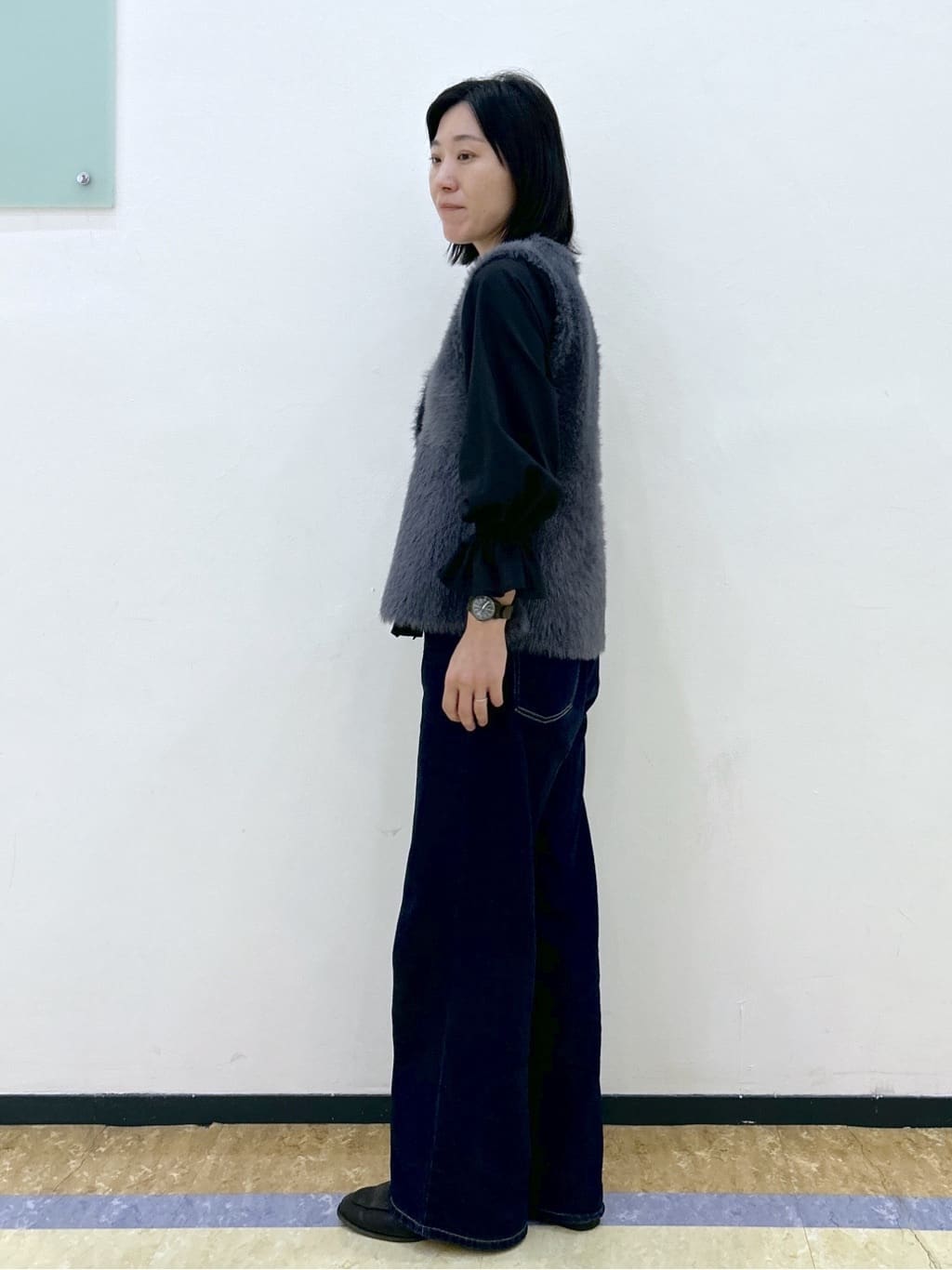 su.さんの「index｜《andGIRL掲載》フェザーペプラムジレ【洗濯機OK／抗ピル】」を使ったコーディネート