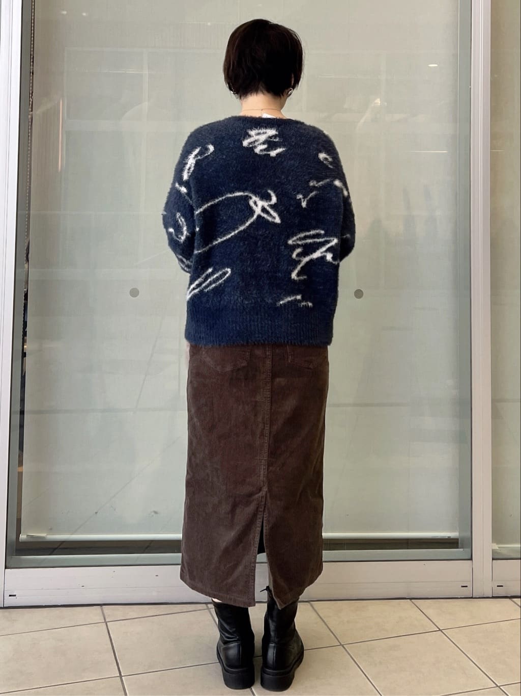 yo-koさんの「OPAQUE.CLIP｜アート柄シャギーニット【洗濯機OK】」を使ったコーディネート